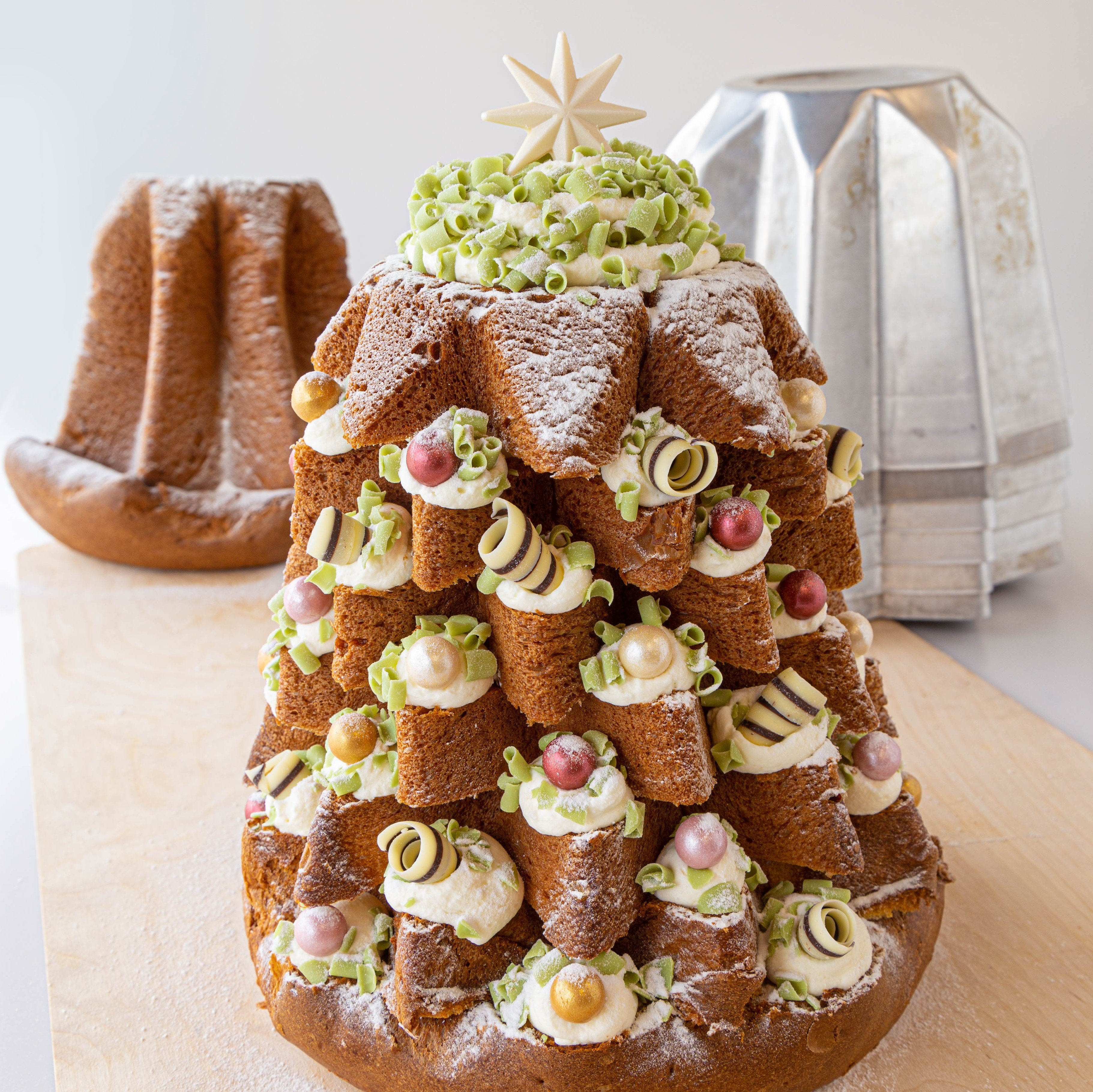 PANDORO DECORATO